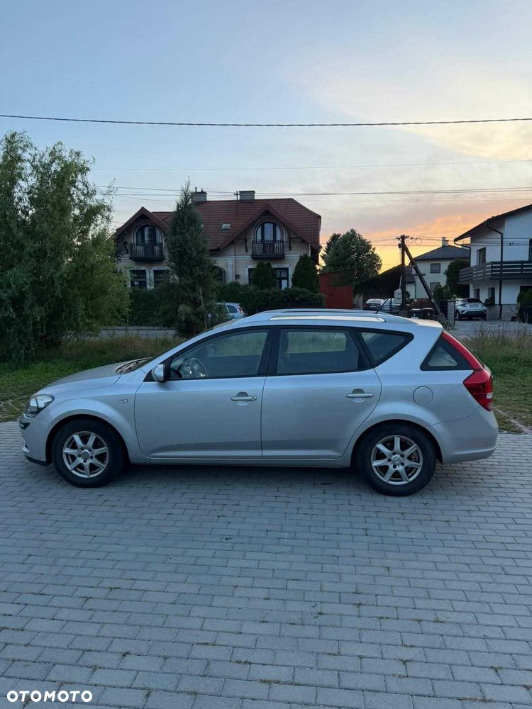 Kia Ceed - 2