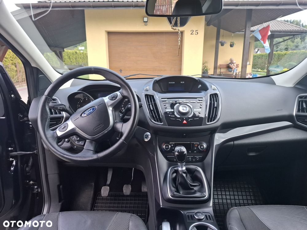 Ford Kuga 2.0 TDCi 4x4 Titanium - 8