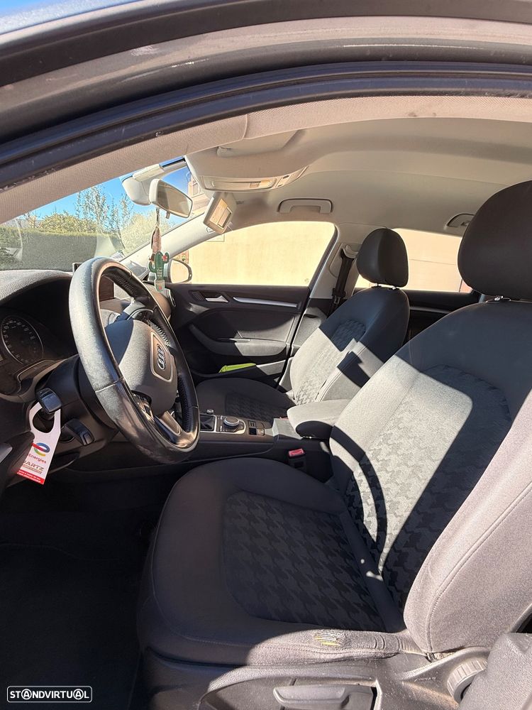 Audi A3 Sportback 1.6 TDI - 9