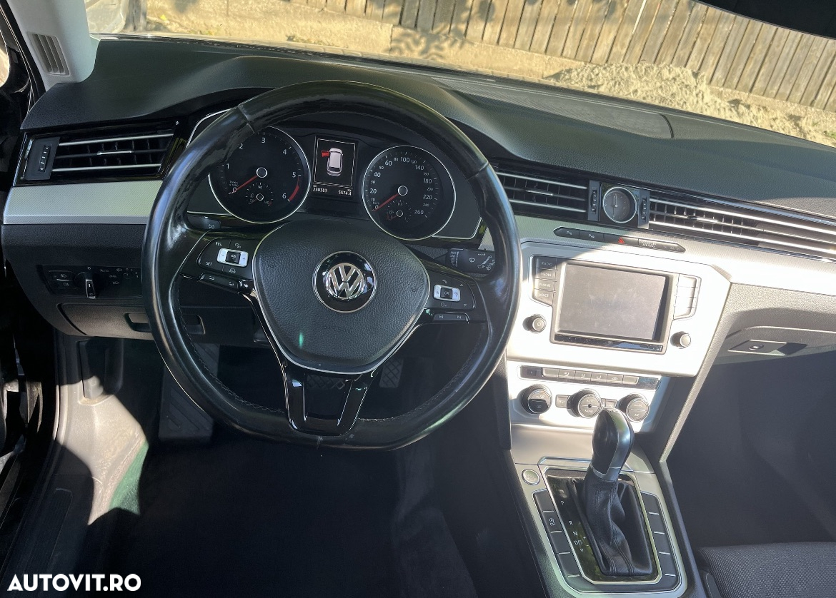 Volkswagen Passat - 6