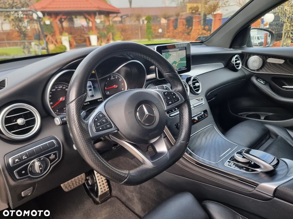 Mercedes-Benz GLC Coupe 250 4-Matic - 23