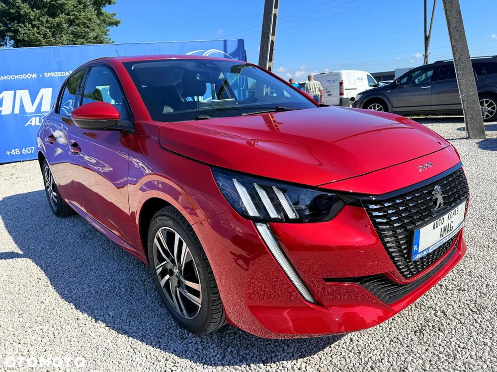 Peugeot 208 PureTech 100 EAT8 Allure - 4