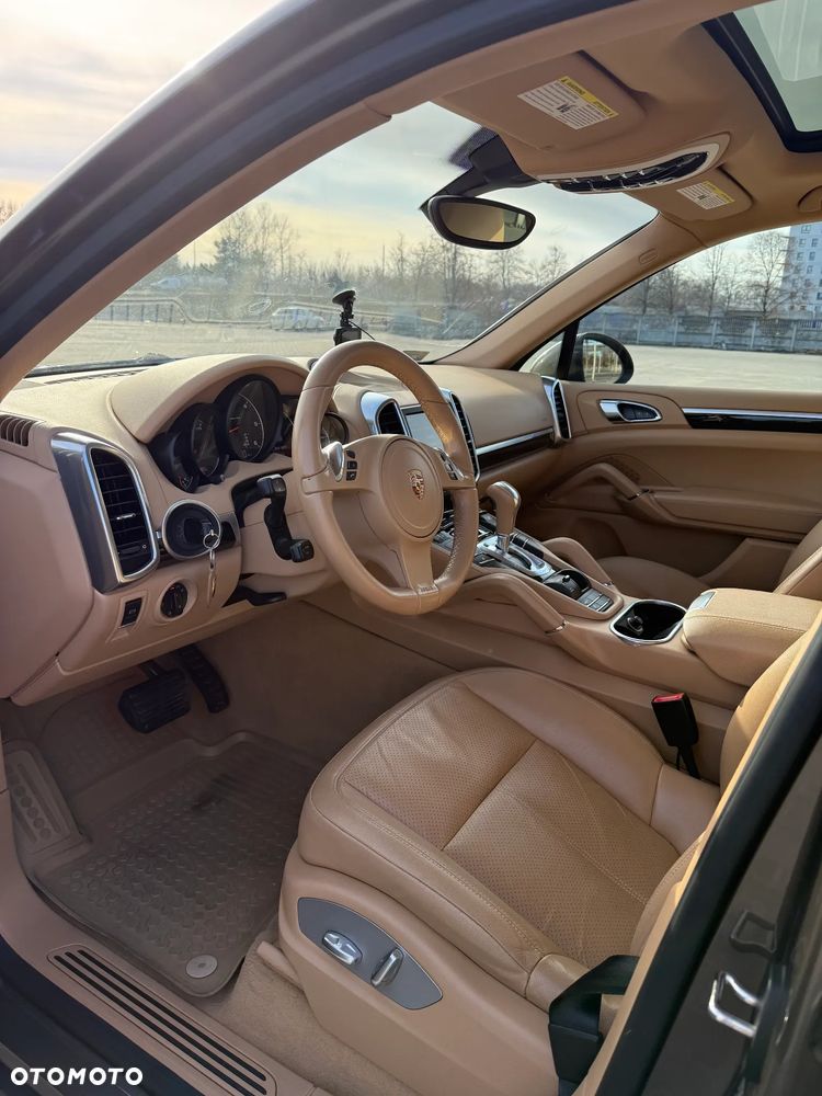 Porsche Cayenne Tiptronic S - 6