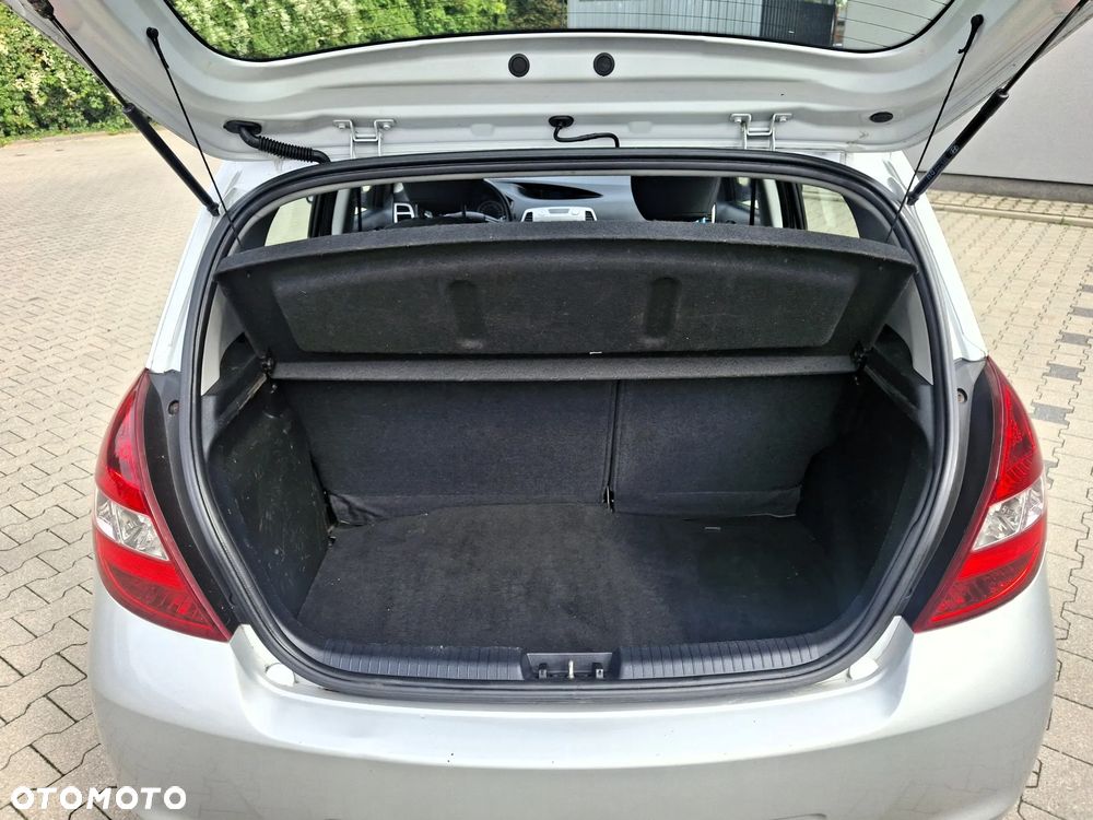 Hyundai i20 1.2 Edition Plus - 13