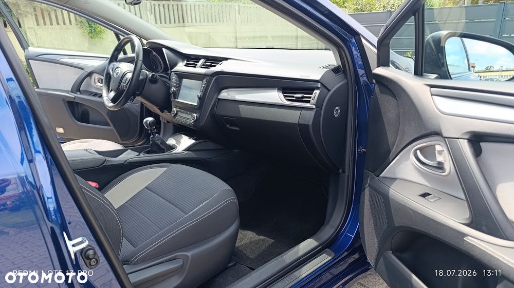 Toyota Avensis - 10