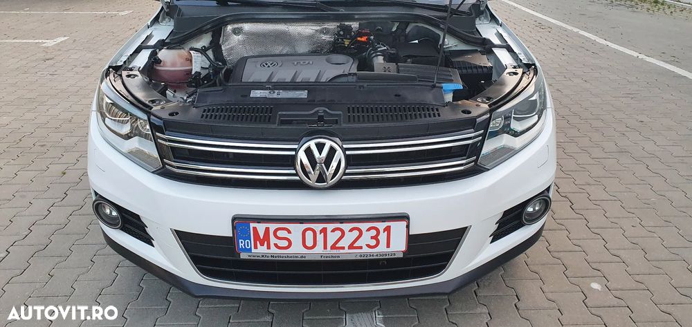 Volkswagen Tiguan 2.0 TDI DPF 4Motion BlueMotion Technology Track & Field - 20