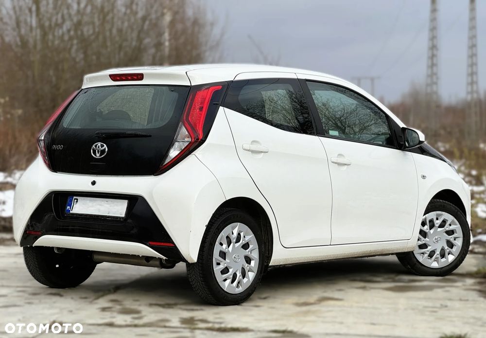 Toyota Aygo 1.0 VVT-i Color Edition - 12