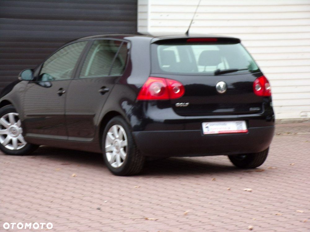 Volkswagen Golf - 17