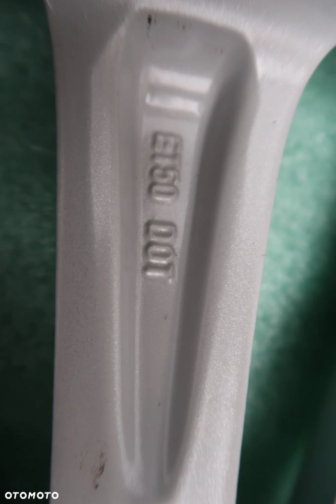 AA3 Felga Ford F1EC-1007-C1A  7x17et50 - 11