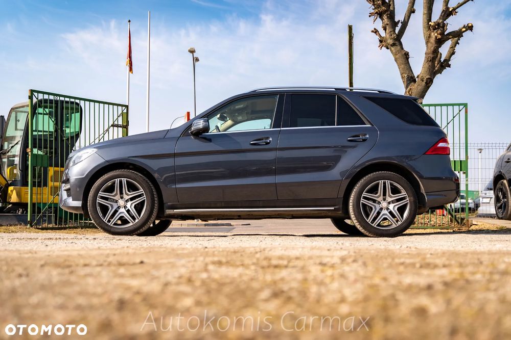 Mercedes-Benz ML 350 BlueTEC 4-Matic - 5