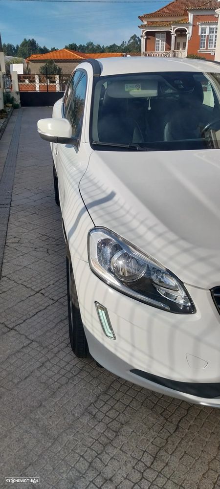 Volvo XC 60 2.0 D4 Momentum - 31