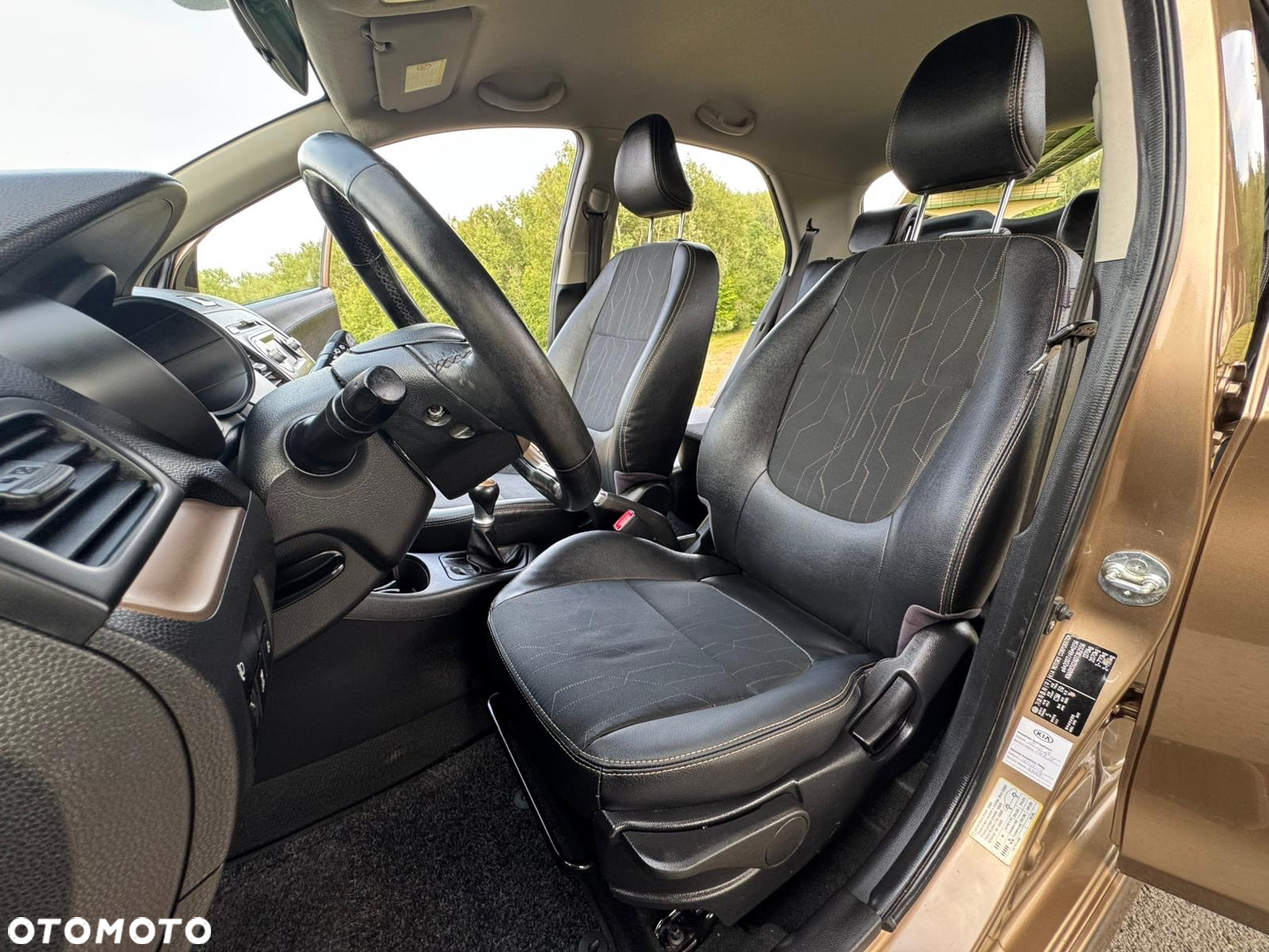 Kia Picanto 1.2 Fifa World Cup Edition - 24