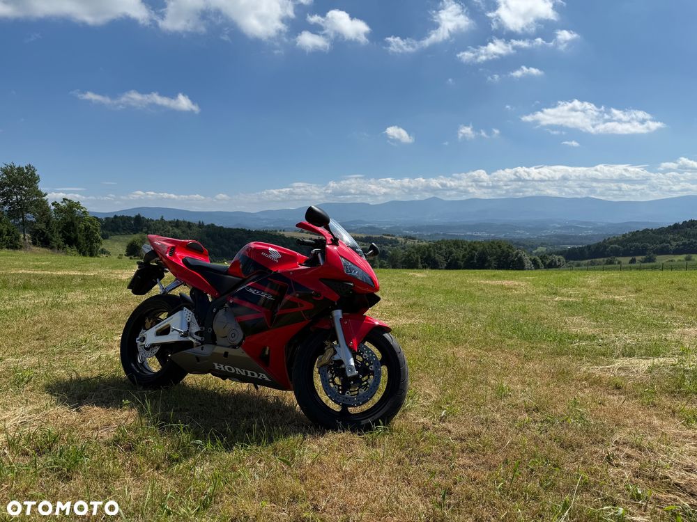 Honda CBR - 7