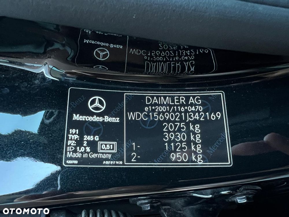 Mercedes-Benz GLA 200 d 4Matic 7G-DCT Urban - 36