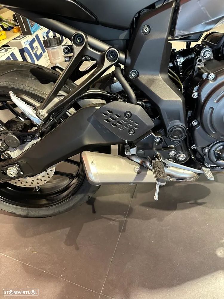 Yamaha MT-07 - 12