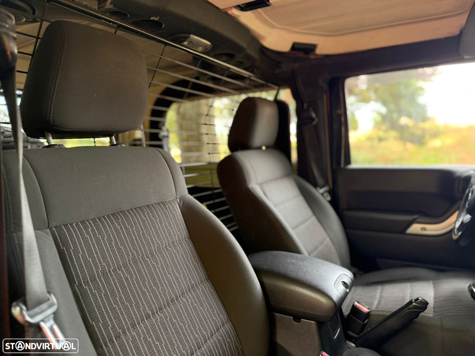Jeep Wrangler - 14