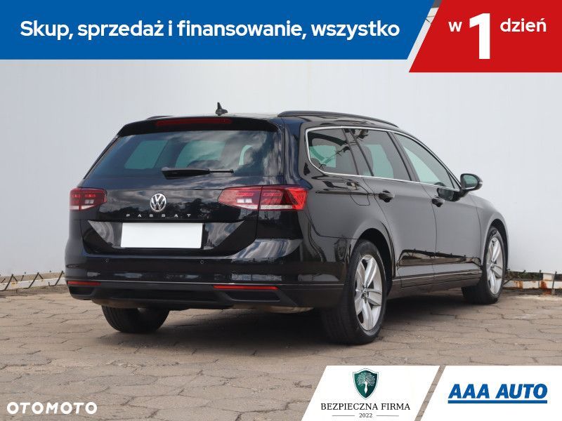 Volkswagen Passat Variant - 7