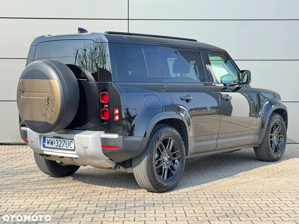 Land Rover Defender - 4
