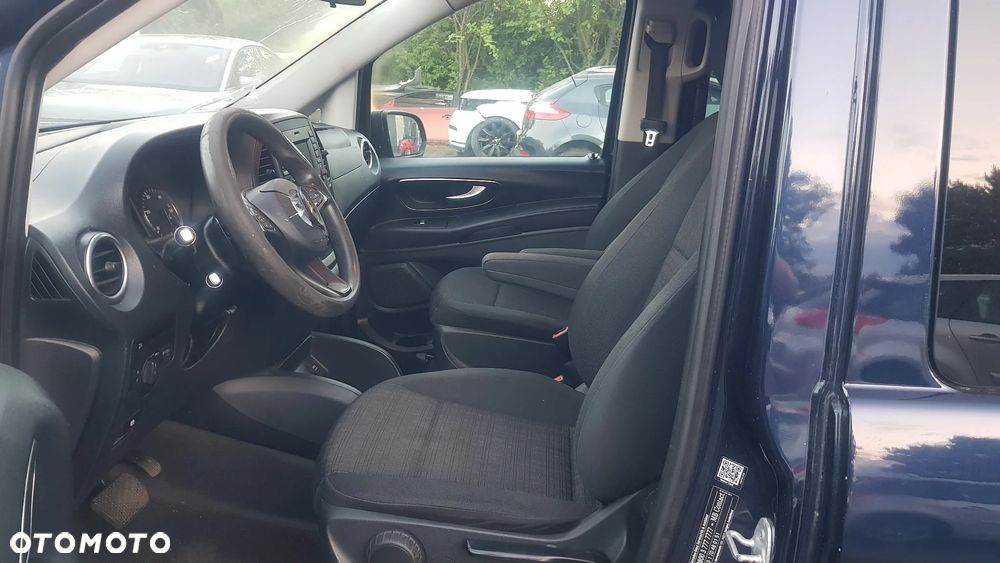 Mercedes-Benz Vito - 25