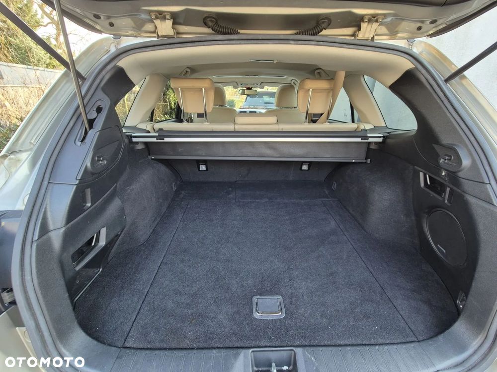 Subaru Outback 2.5i Exclusive (EyeSight) Lineartronic - 12