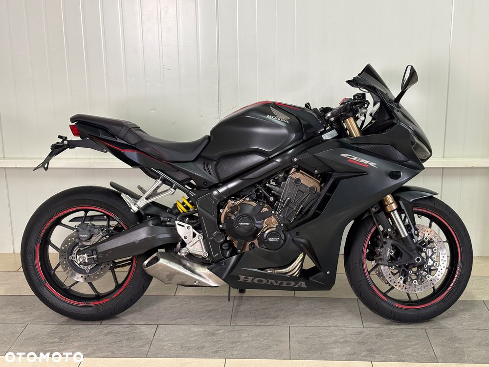 Honda CBR - 3