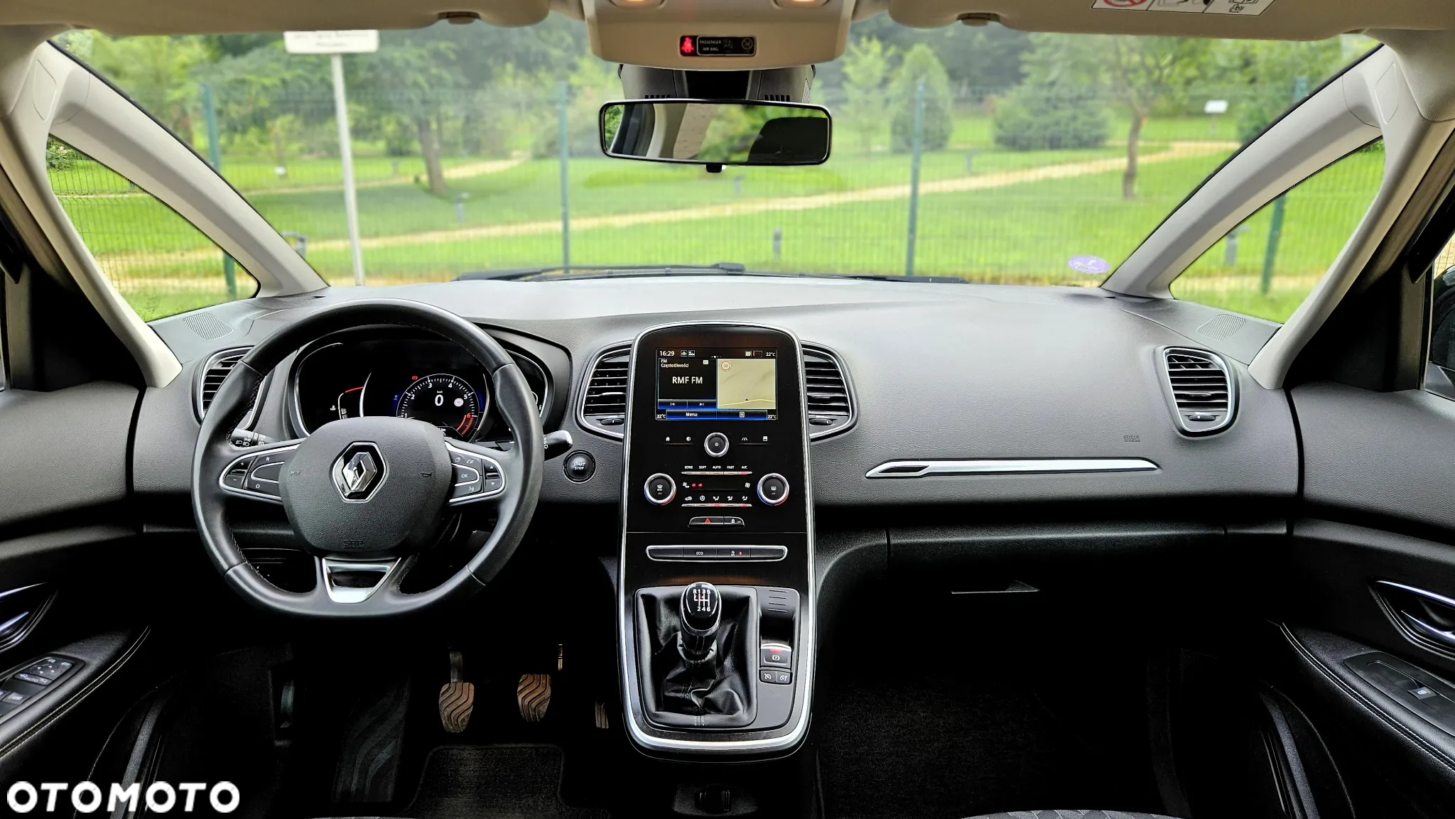 Renault Grand Scenic ENERGY TCe 115 LIMITED - 6