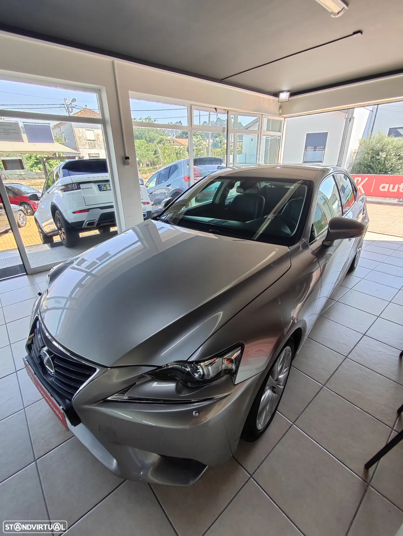 Lexus IS 300H Executive+ - 7