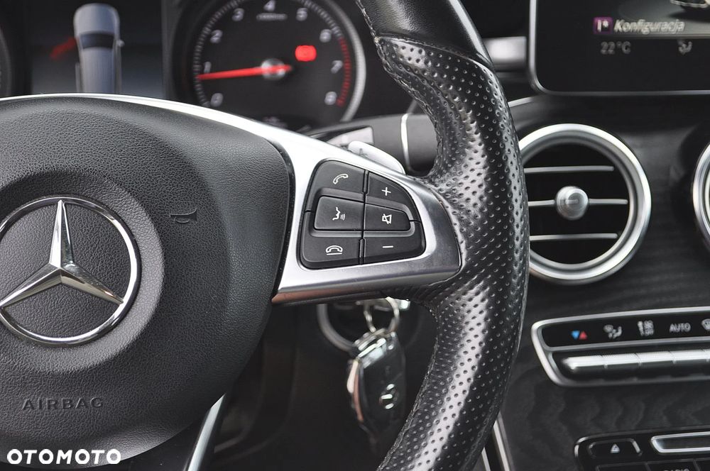 Mercedes-Benz GLC - 27