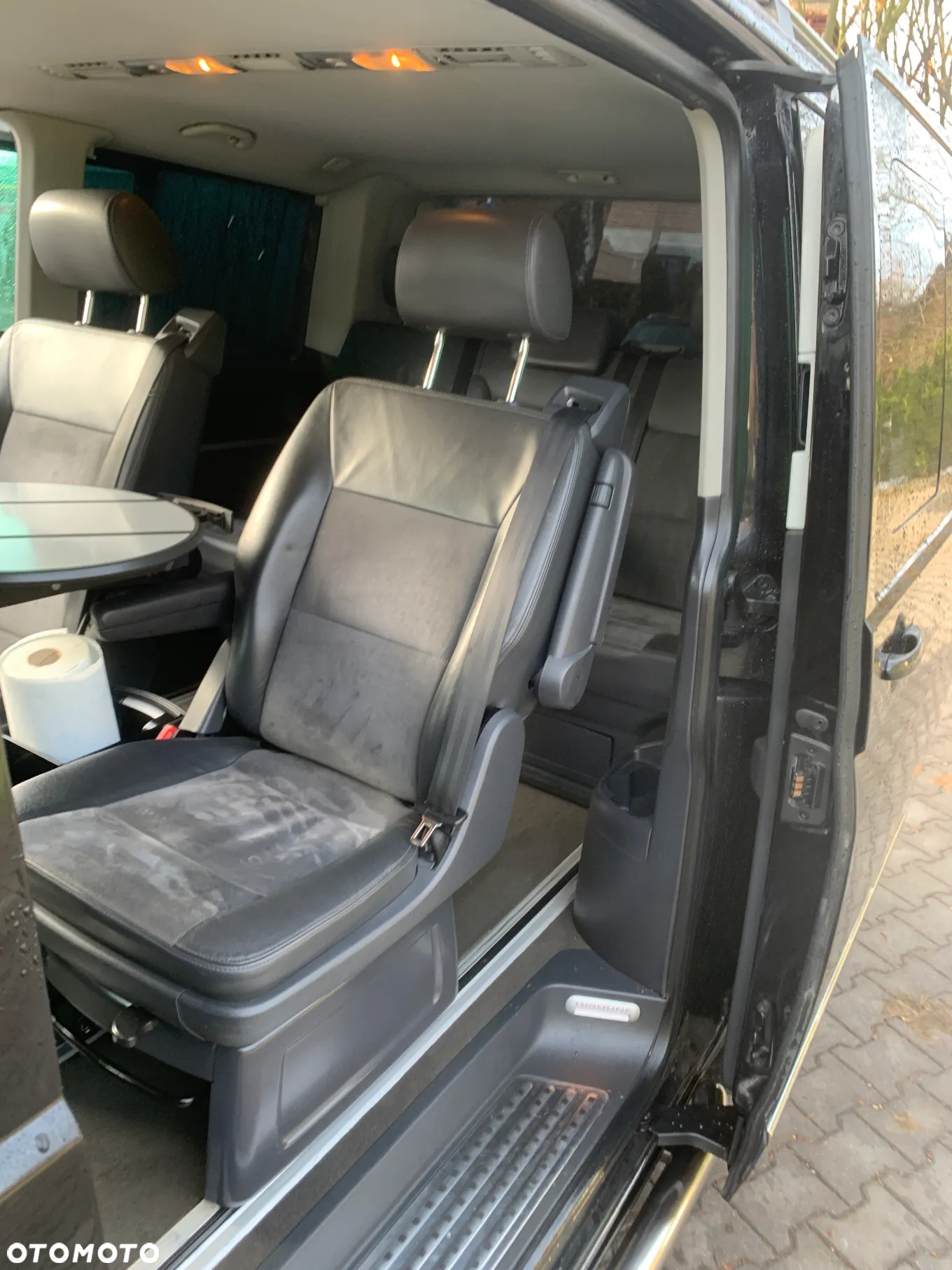 Volkswagen Multivan - 18