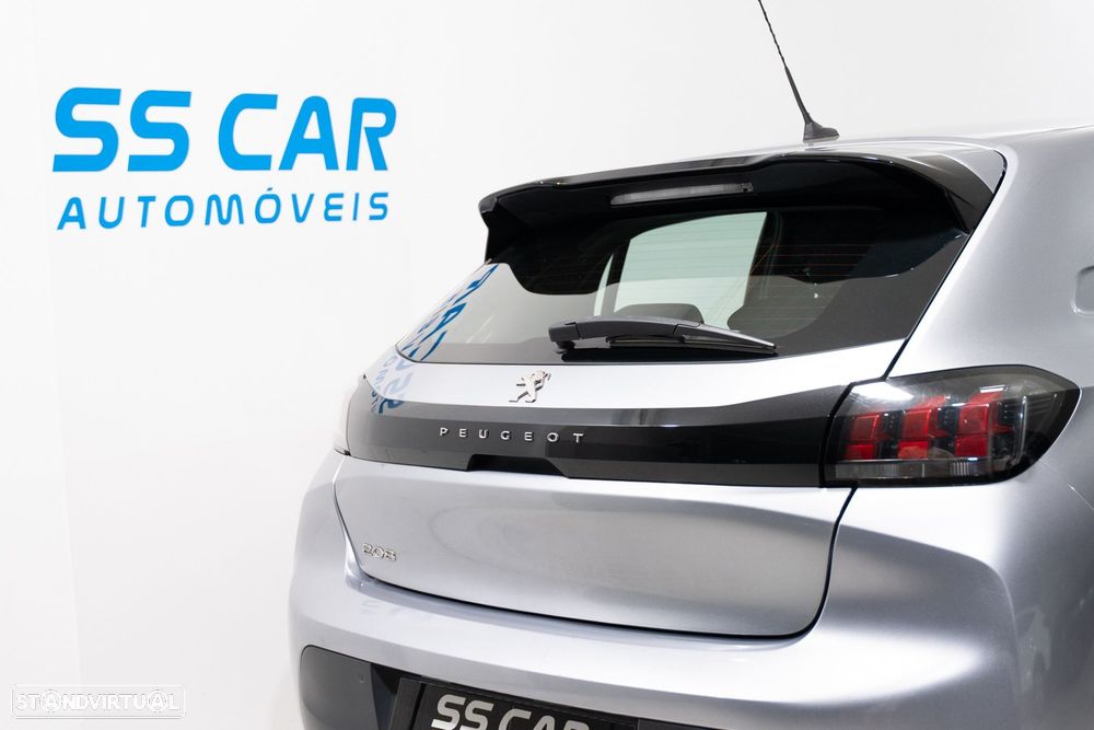 Peugeot 208 1.2 PureTech Allure EAT8 - 7
