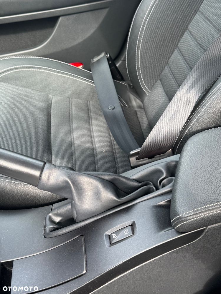 Renault Laguna dCi 150 FAP Dynamique - 24