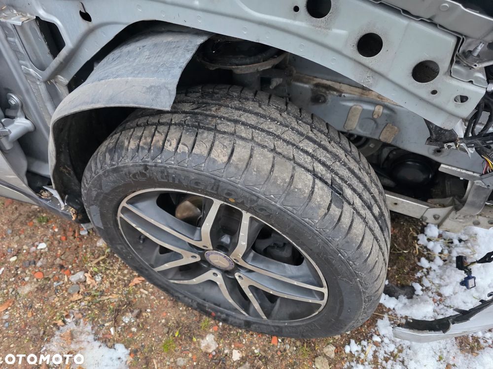 Mercedes-Benz GLA 220 d 4Matic 7G-DCT Activity Edition - 12