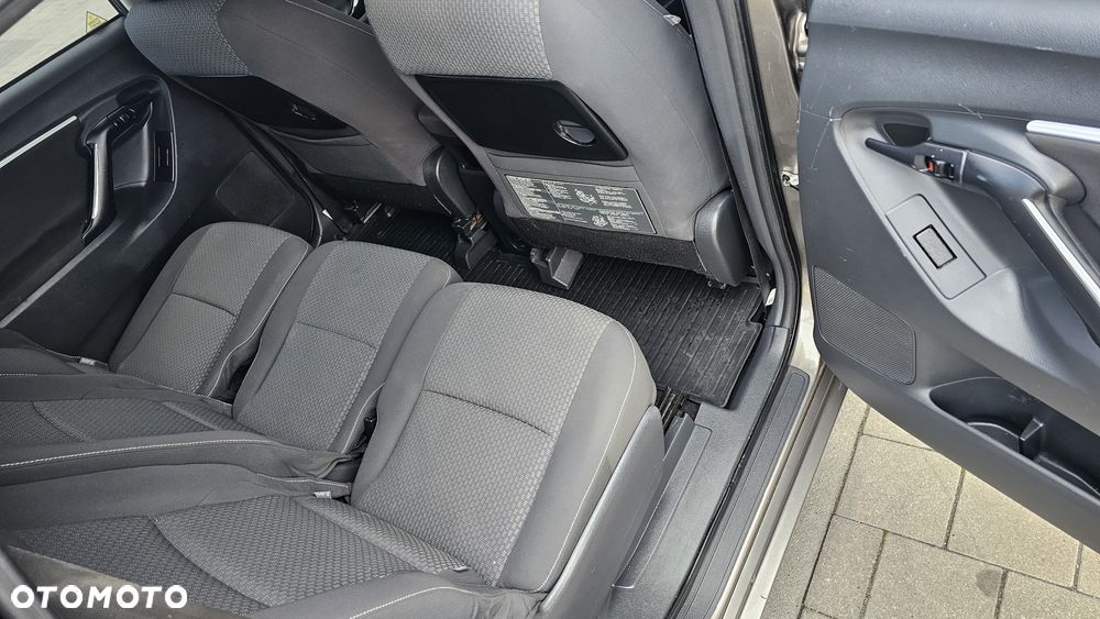 Toyota Verso - 15