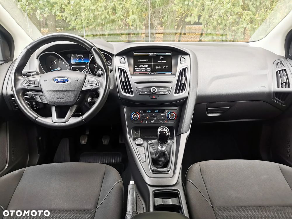 Ford Focus 1.5 EcoBoost Titanium ASS - 7