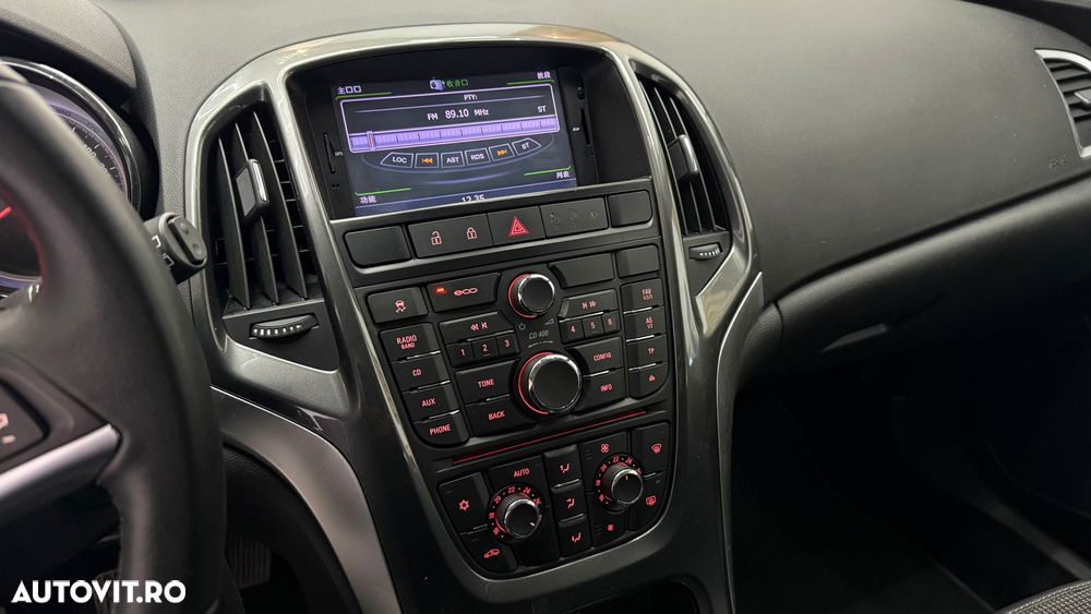 Opel Astra 1.4 Turbo ECOTEC Cosmo - 19