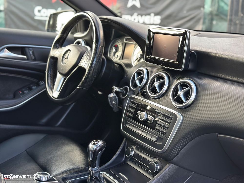 Mercedes-Benz A 180 CDI (BlueEFFICIENCY) Urban - 12
