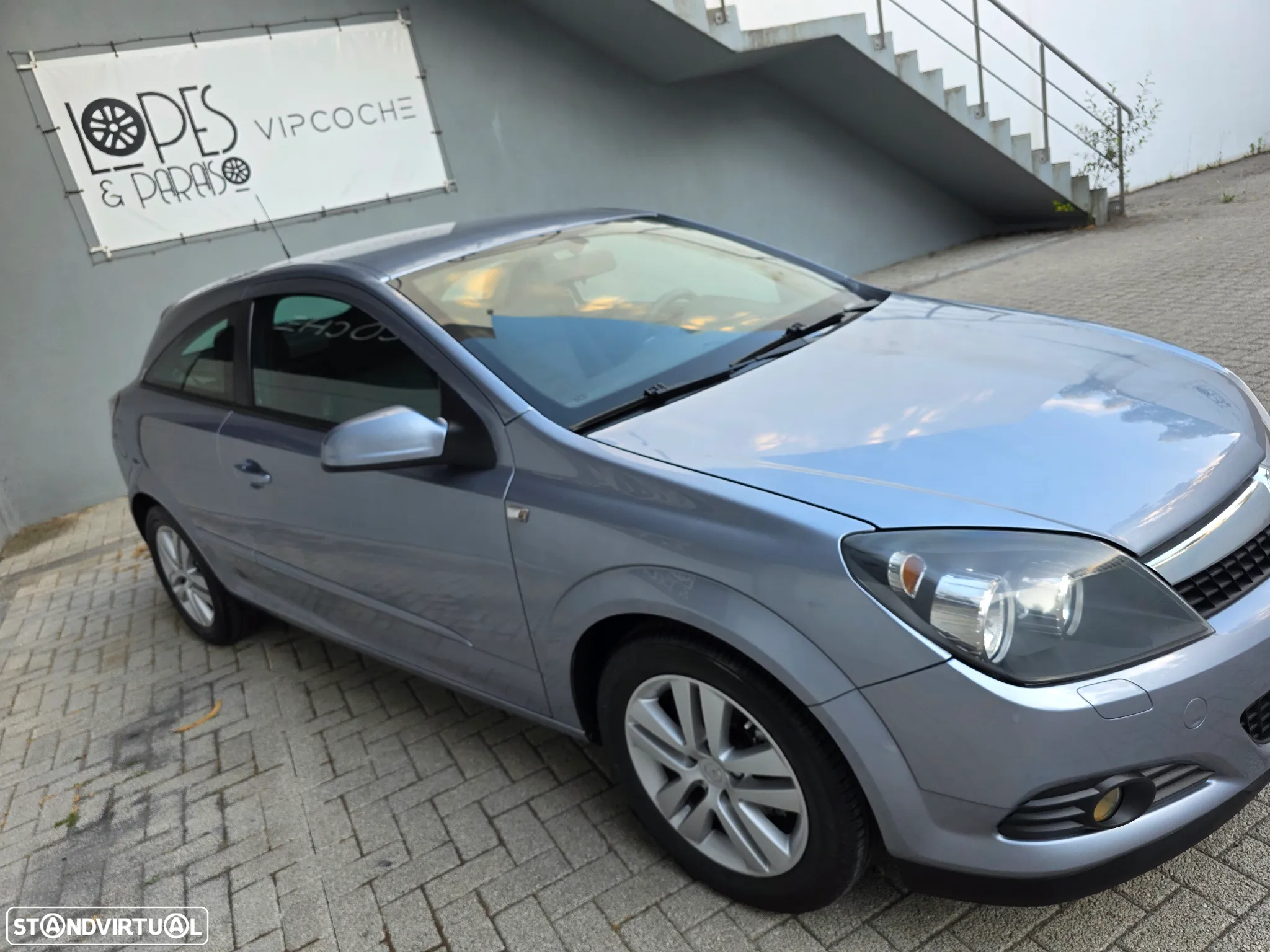Opel Astra GTC 1.3 CDTi - 19