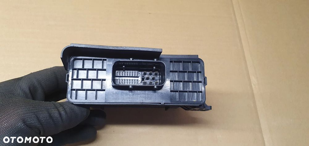 Rozdzielacz prądu moduł napięcia Audi A8 D3 4E0907280A 4E0910280A - 2