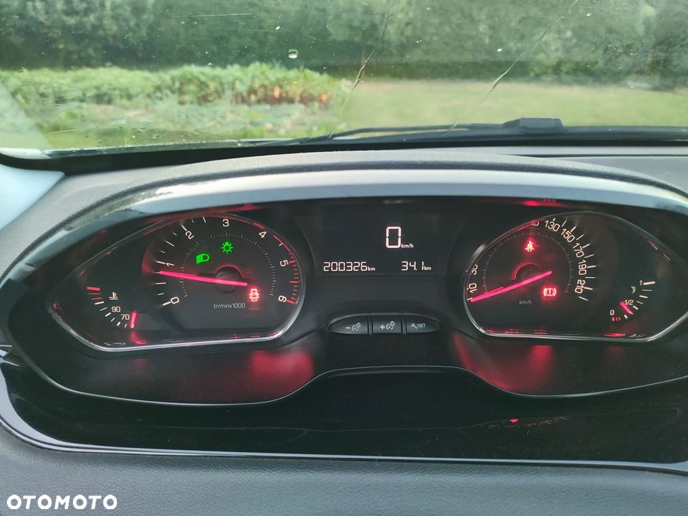 Peugeot 208 1.4 HDi Active - 5