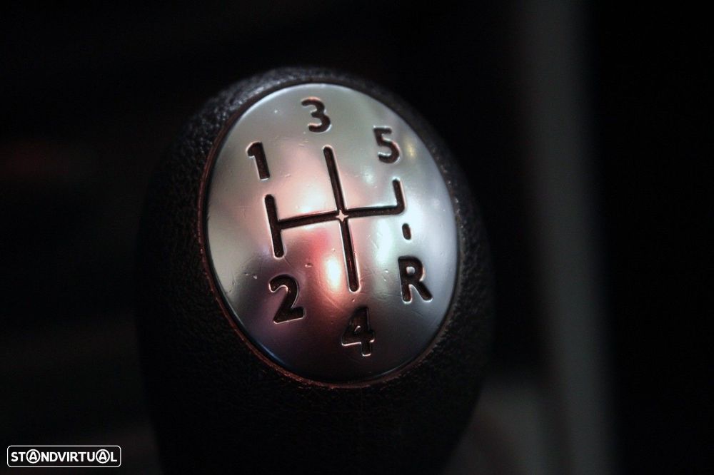 Renault Clio 1.5 dCi Dynamique S - 25