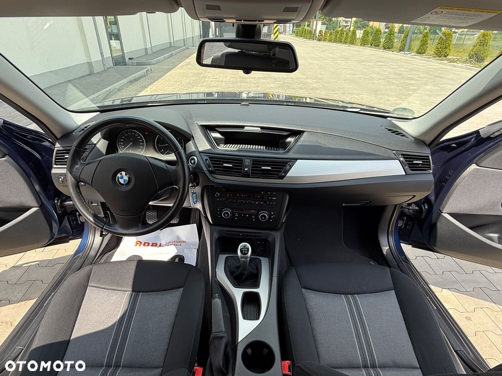 BMW X1 sDrive18i - 27