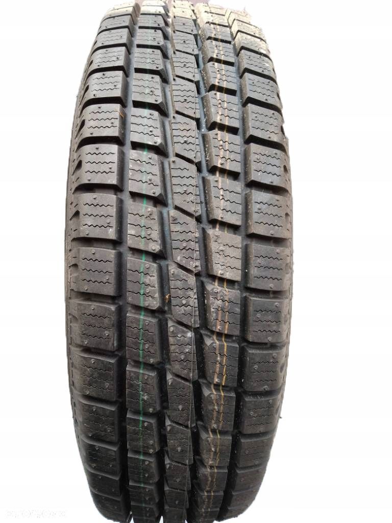 Toyo H09 195 R14C 106/104R 2016 9mm - 1