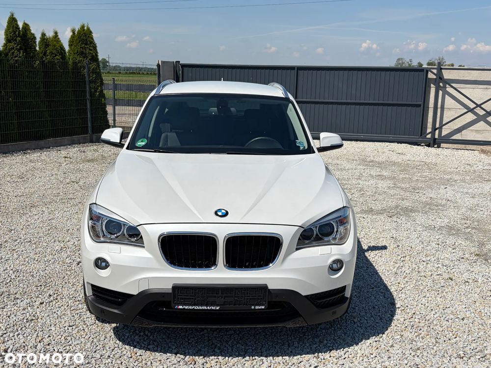 BMW X1 xDrive18d Sport Line - 3
