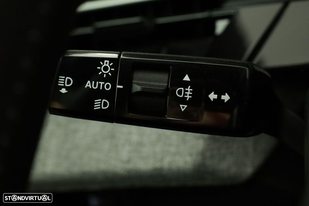 Peugeot 5008 1.2 Hybrid Allure e-DCS6 - 13