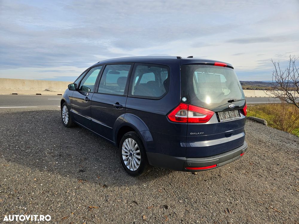 Ford Galaxy 2.0 TDCi DPF Aut. Trend - 3