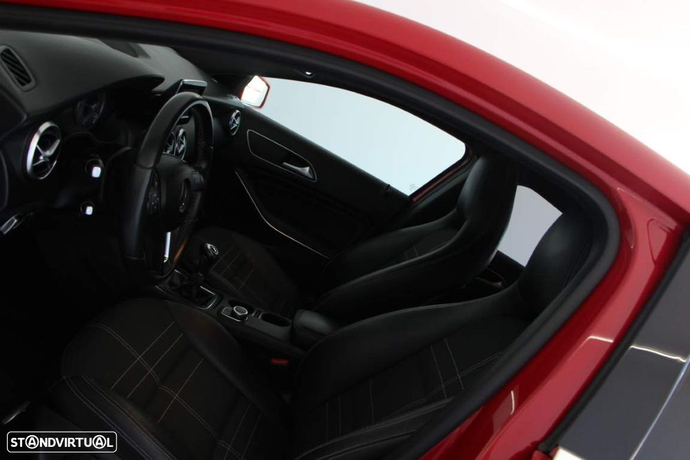 Mercedes-Benz A 200 - 23