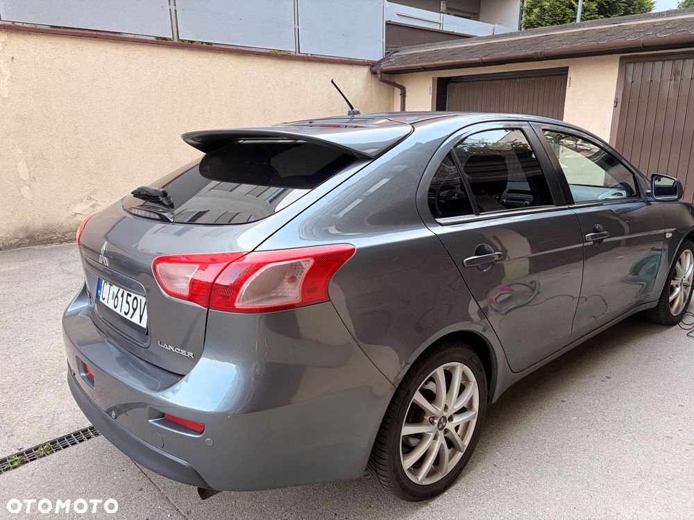 Mitsubishi Lancer 1.6 Inform - 4