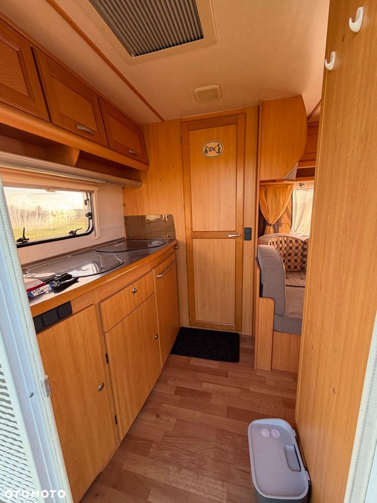 LMC CARAVAN - 20