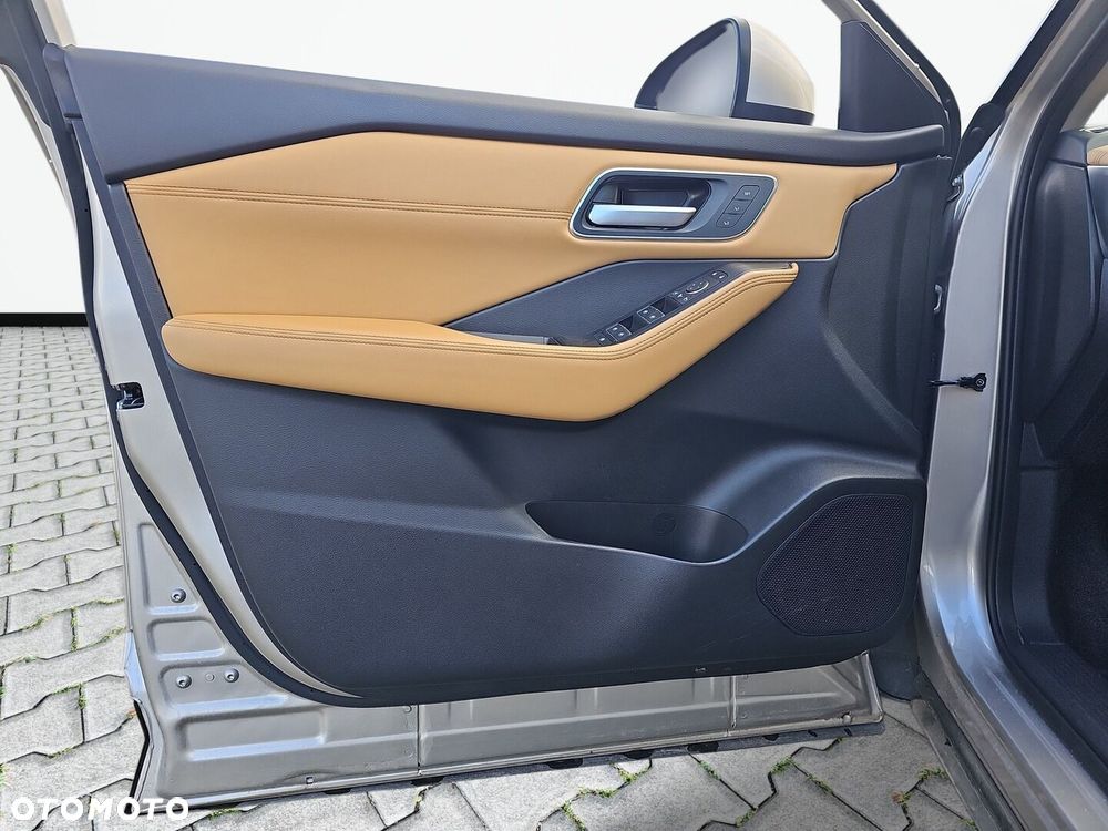 Nissan X-Trail 2025