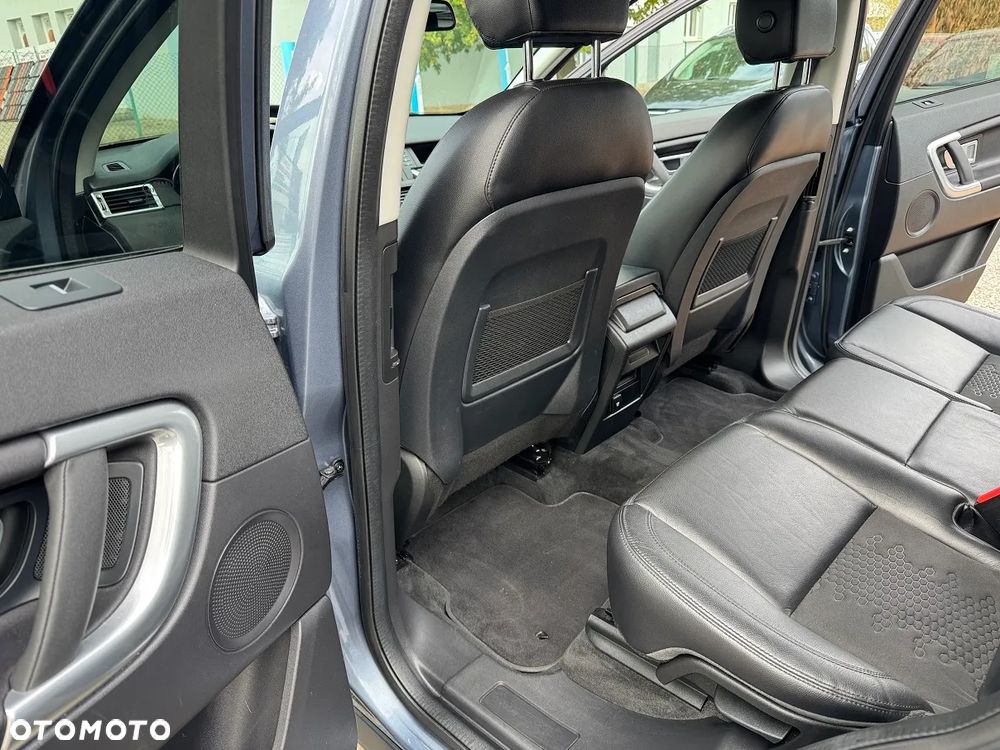 Land Rover Discovery Sport - 23